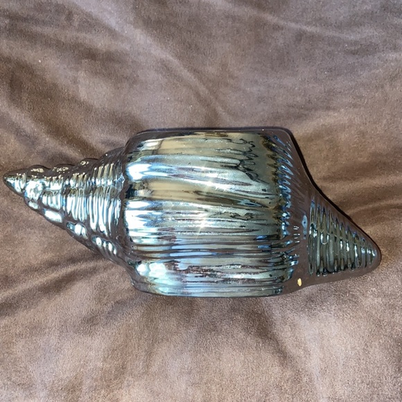 Home Goods Silver Ceramic Shells Shore Decor - Picture 9 of 10